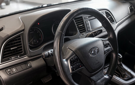 Hyundai Elantra VI рестайлинг, 2016 год, 1 344 000 рублей, 11 фотография