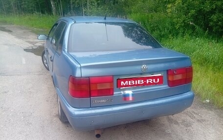 Volkswagen Passat B4, 1993 год, 250 000 рублей, 3 фотография