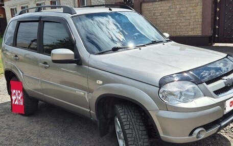 Chevrolet Niva I рестайлинг, 2015 год, 725 000 рублей, 17 фотография