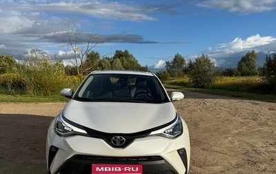 Toyota C-HR I рестайлинг, 2023 год, 3 500 000 рублей, 1 фотография