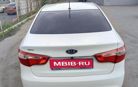 KIA Rio III рестайлинг, 2012 год, 830 000 рублей, 2 фотография