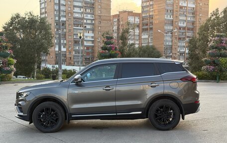 Geely Atlas, 2023 год, 2 400 000 рублей, 2 фотография
