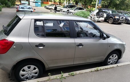 Skoda Fabia II, 2010 год, 1 000 000 рублей, 4 фотография