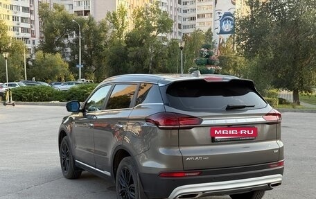Geely Atlas, 2023 год, 2 400 000 рублей, 6 фотография