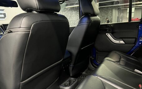 Jeep Wrangler, 2015 год, 6 200 000 рублей, 21 фотография