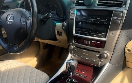 Lexus IS II рестайлинг 2, 2007 год, 1 250 000 рублей, 28 фотография