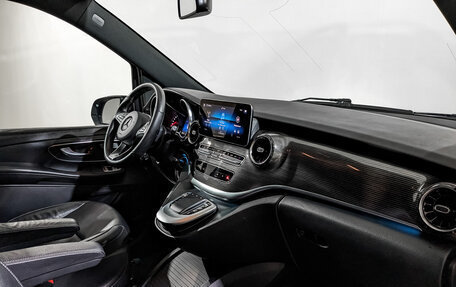 Mercedes-Benz V-Класс, 2021 год, 6 495 000 рублей, 13 фотография