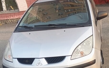Mitsubishi Colt VI рестайлинг, 2006 год, 280 000 рублей, 3 фотография