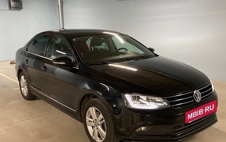 Volkswagen Jetta VI, 2018 год, 1 670 000 рублей, 2 фотография