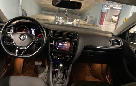Volkswagen Jetta VI, 2018 год, 1 670 000 рублей, 7 фотография