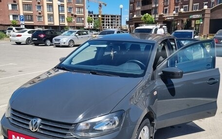 Volkswagen Polo VI (EU Market), 2018 год, 1 100 000 рублей, 8 фотография