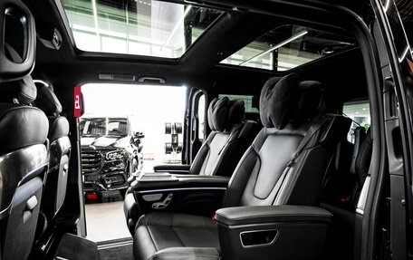 Mercedes-Benz V-Класс, 2024 год, 16 900 000 рублей, 16 фотография