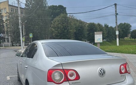Volkswagen Passat B6, 2007 год, 650 000 рублей, 2 фотография