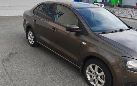 Volkswagen Polo VI (EU Market), 2014 год, 940 000 рублей, 2 фотография