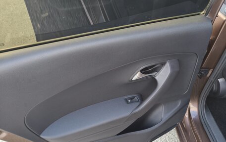Volkswagen Polo VI (EU Market), 2014 год, 940 000 рублей, 10 фотография