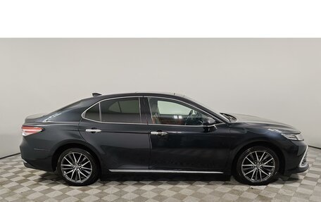 Toyota Camry, 2023 год, 3 780 000 рублей, 4 фотография
