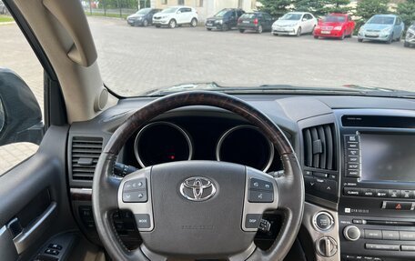 Toyota Land Cruiser 200, 2011 год, 3 289 000 рублей, 13 фотография