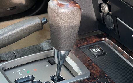 Toyota Land Cruiser 200, 2011 год, 3 289 000 рублей, 16 фотография