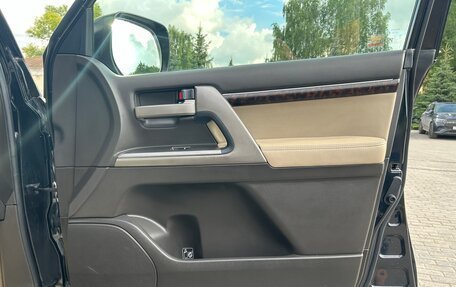 Toyota Land Cruiser 200, 2011 год, 3 289 000 рублей, 20 фотография