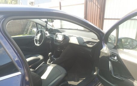Peugeot 208 II, 2013 год, 590 000 рублей, 7 фотография