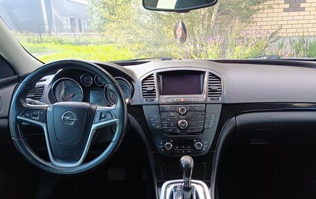 Opel Insignia II рестайлинг, 2010 год, 1 300 000 рублей, 10 фотография
