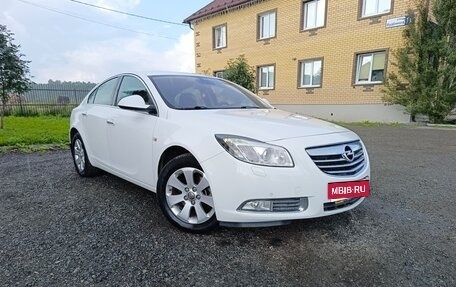 Opel Insignia II рестайлинг, 2010 год, 1 300 000 рублей, 11 фотография