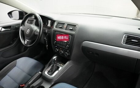 Volkswagen Jetta VI, 2013 год, 1 090 000 рублей, 11 фотография