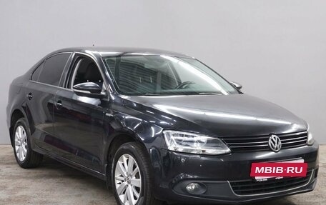 Volkswagen Jetta VI, 2013 год, 1 090 000 рублей, 3 фотография