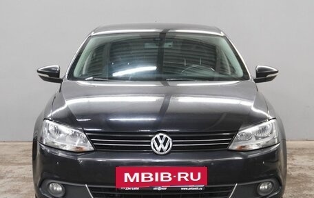 Volkswagen Jetta VI, 2013 год, 1 090 000 рублей, 2 фотография