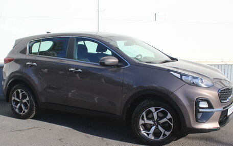 KIA Sportage IV рестайлинг, 2018 год, 1 780 000 рублей, 3 фотография