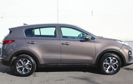 KIA Sportage IV рестайлинг, 2018 год, 1 780 000 рублей, 7 фотография
