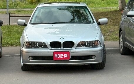 BMW 5 серия, 2002 год, 2 700 000 рублей, 1 фотография