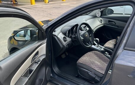 Chevrolet Cruze II, 2014 год, 550 000 рублей, 5 фотография