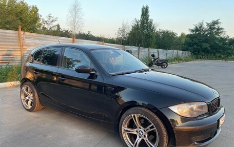 BMW 1 серия, 2008 год, 820 000 рублей, 9 фотография