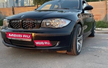 BMW 1 серия, 2008 год, 820 000 рублей, 7 фотография
