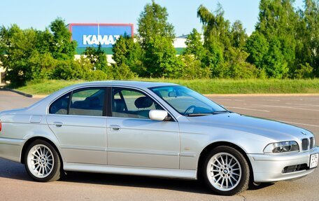 BMW 5 серия, 2002 год, 2 700 000 рублей, 2 фотография