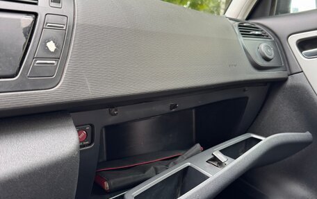 Citroen C4 Picasso II рестайлинг, 2009 год, 425 000 рублей, 9 фотография