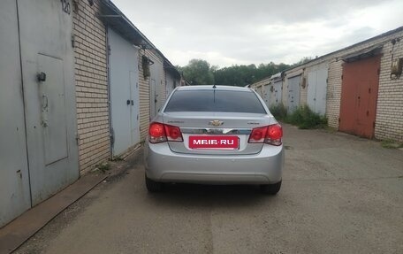 Chevrolet Cruze II, 2012 год, 820 000 рублей, 2 фотография