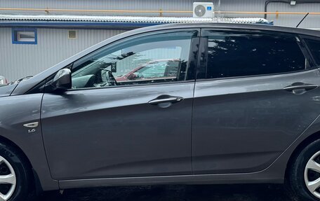 Hyundai Solaris II рестайлинг, 2012 год, 615 000 рублей, 4 фотография