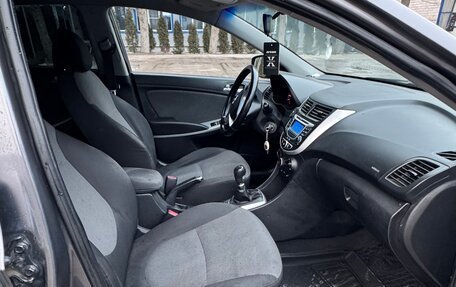 Hyundai Solaris II рестайлинг, 2012 год, 615 000 рублей, 10 фотография