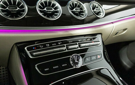 Mercedes-Benz E-Класс, 2017 год, 3 449 700 рублей, 21 фотография