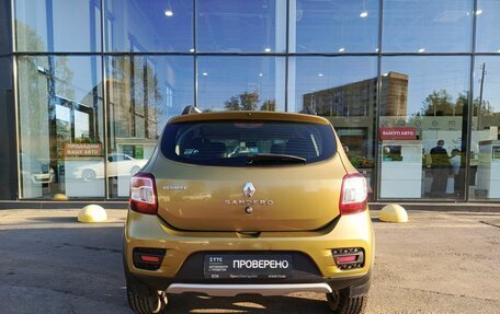 Renault Sandero II рестайлинг, 2015 год, 798 000 рублей, 7 фотография