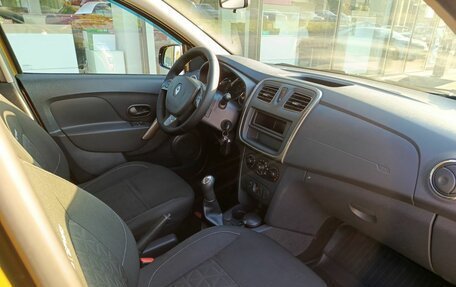 Renault Sandero II рестайлинг, 2015 год, 798 000 рублей, 13 фотография