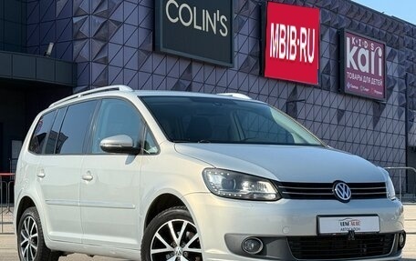Volkswagen Touran III, 2011 год, 1 097 000 рублей, 1 фотография