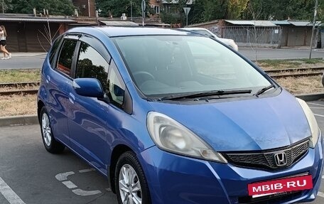 Honda Fit III, 2010 год, 890 000 рублей, 3 фотография