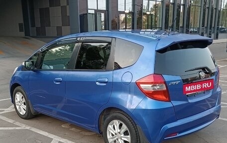 Honda Fit III, 2010 год, 890 000 рублей, 7 фотография