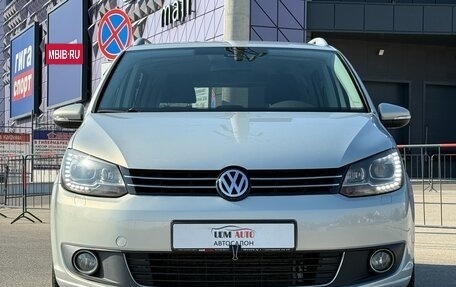 Volkswagen Touran III, 2011 год, 1 097 000 рублей, 5 фотография
