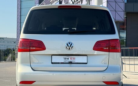 Volkswagen Touran III, 2011 год, 1 097 000 рублей, 20 фотография
