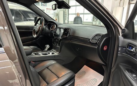Jeep Grand Cherokee, 2019 год, 3 700 000 рублей, 18 фотография