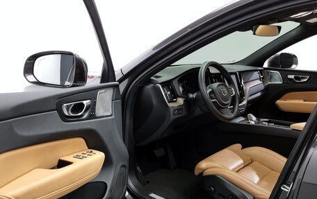 Volvo XC60 II, 2022 год, 3 420 000 рублей, 11 фотография